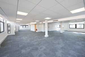  CB2 3AH picture 3